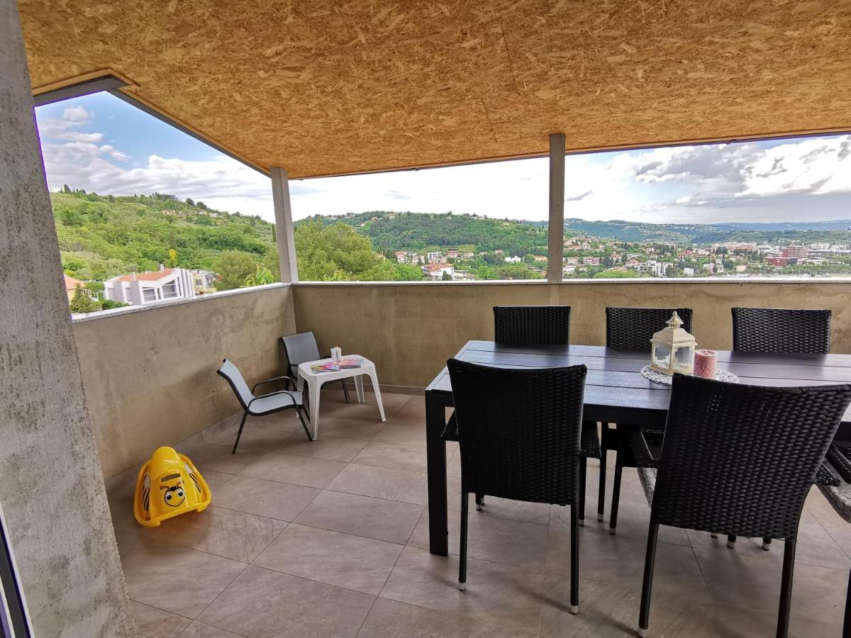 Apartmaji Vila Antonia بورتوروز الغرفة الصورة